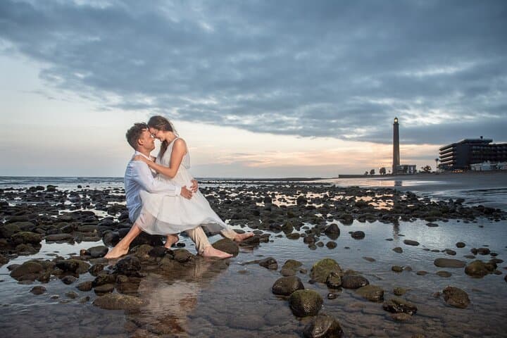 Maspalomas: Private professional photo session at sunset.