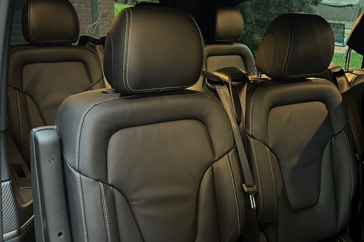 Premium Private Transfer from BCN Airport to Barcelona City Centre