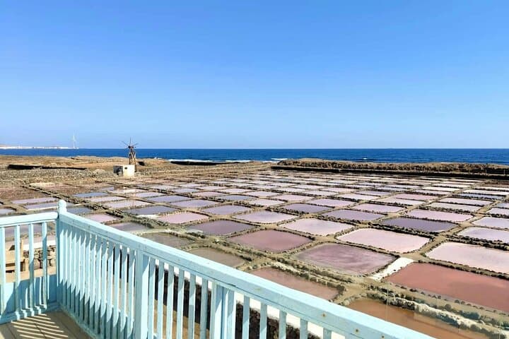 Gran Canaria flavours with distillery visit and tastings