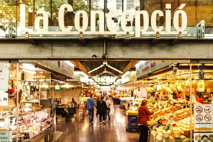 Barcelona Tapas Tour with a Local Foodie: Personalized & Private