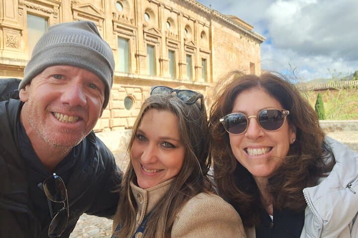 Happy clients = Happy guide