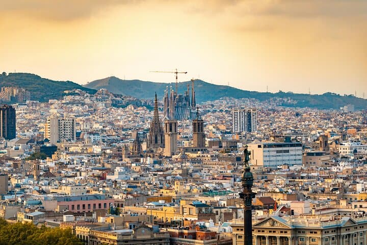 BARCELONA: Sagrada Familia and City Highlight Kids From £1