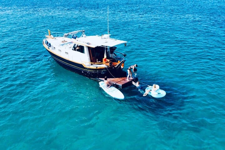 Our swimplatform makes it easy to get in and out of the water