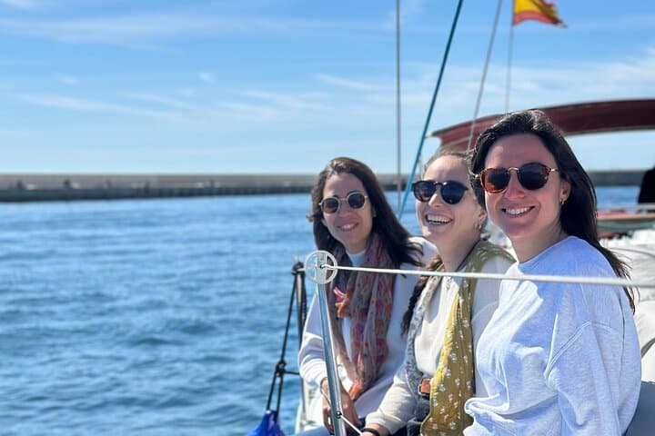 Full Day Private Sailboat in Barcelona - 6 Hours