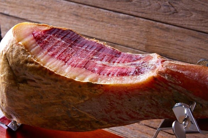 Salamanca and Iberian Ham Luxury Tour from Madrid