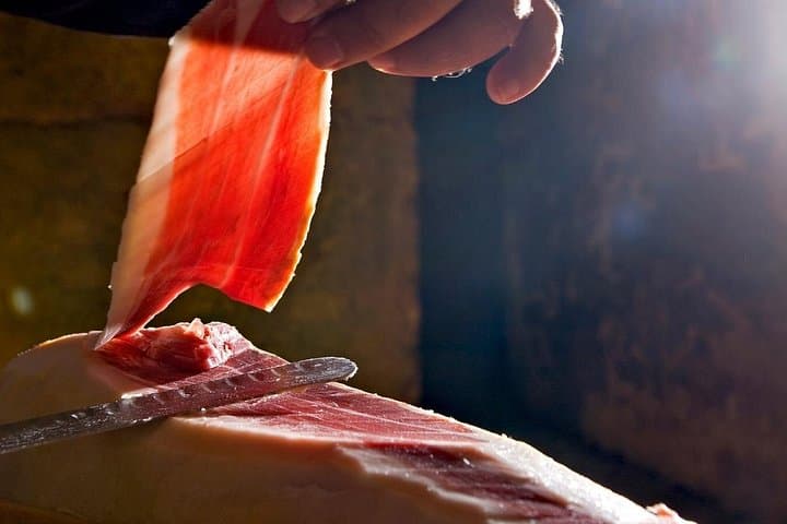 Salamanca and Iberian Ham Luxury Tour from Madrid
