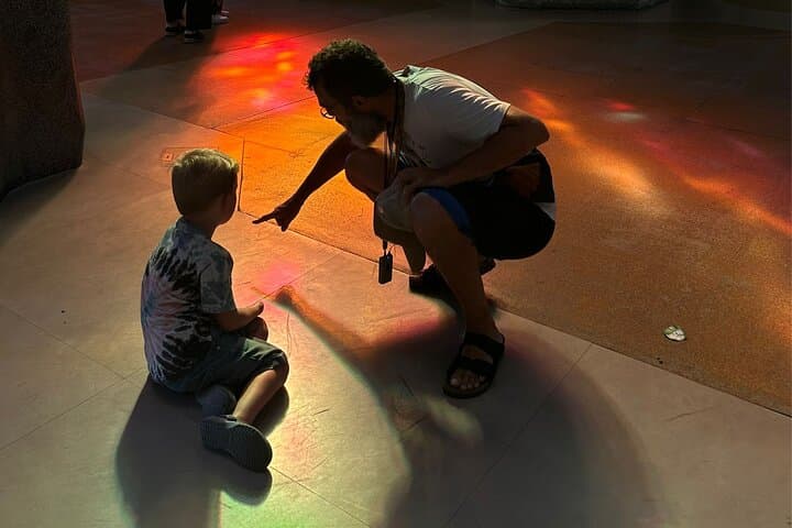 Small Group Tour in Barcelona Sagrada Familia with Tickets