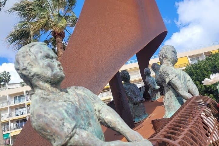 Self Guided Scavenger Hunt in Torremolinos