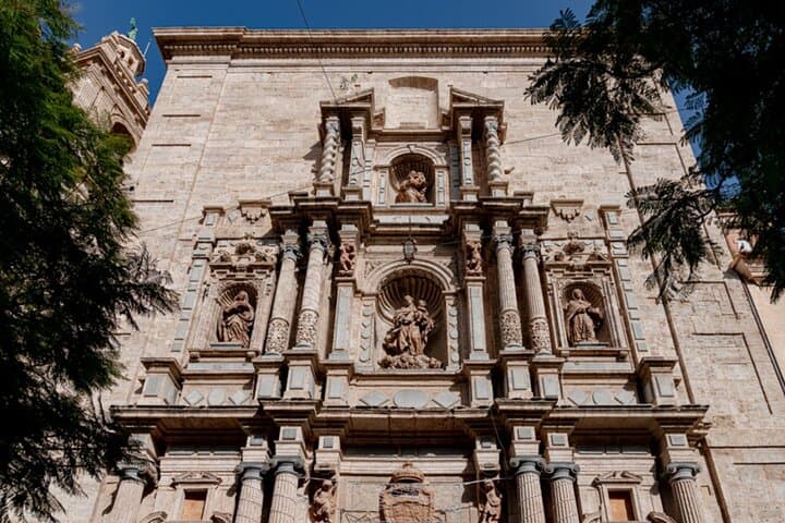 Valencia: Alternative Tour of the Carmen Quarter