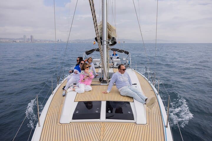 Sailing Experience in an Exclusive Sailboat in Barcelona