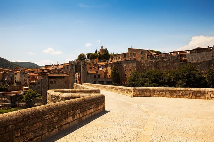 From Barcelona: Private Tarragona Guided Tour with Free Time