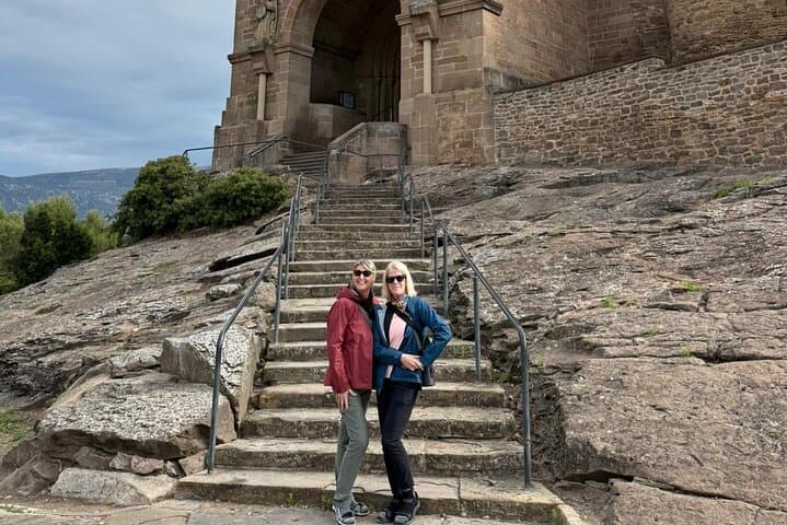 Private Pamplona & Javier Castle Tour with Gourmet Tolosa Lunch