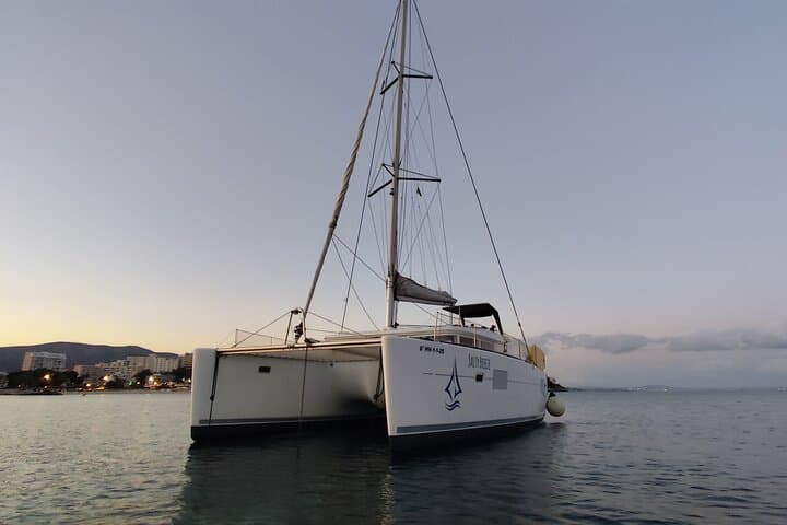Mallorca Catamaran Boat Tour with Tapas - small group -