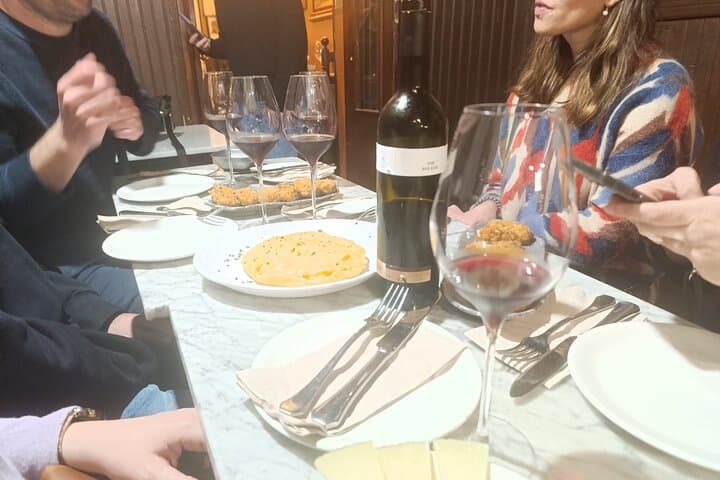 Madrid Food & Wine Tour | Hidden Bars, Tapas & Spanish Wine