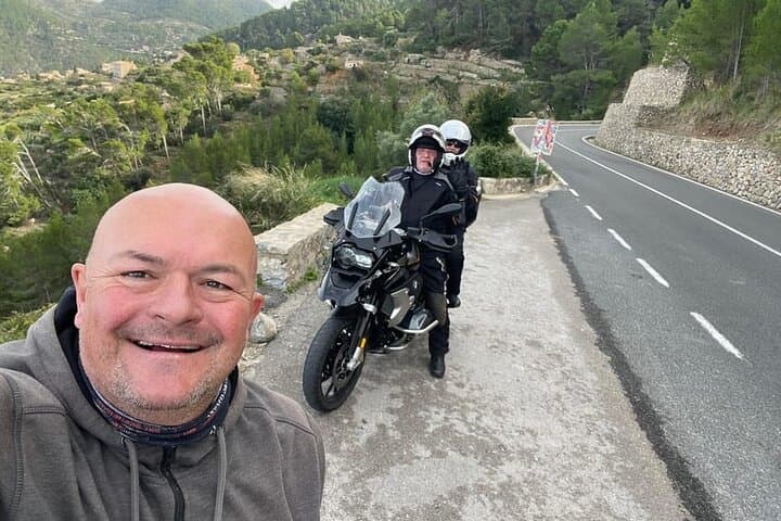 Guided motorcycle tours in Mallorca Discover the island