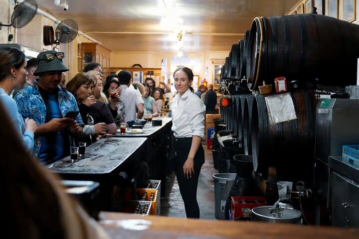 Málaga Evening Tapas Crawl Tour by Food Lover Tour