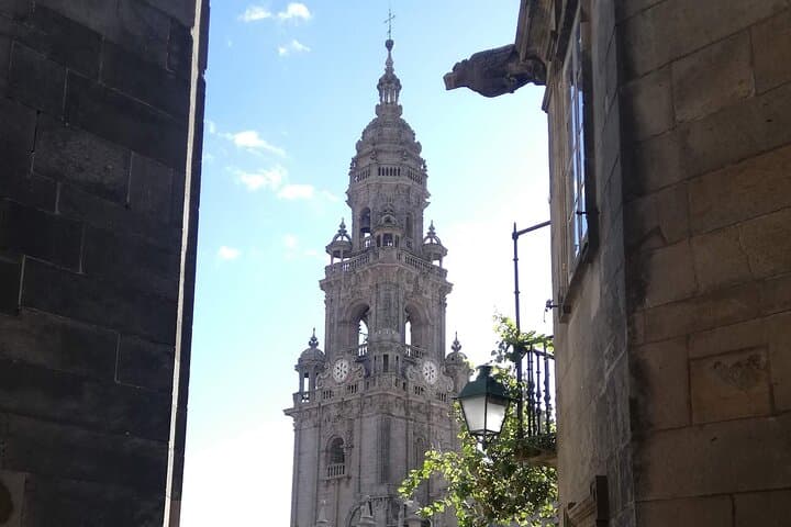 Tour POR the Hidden Santiago