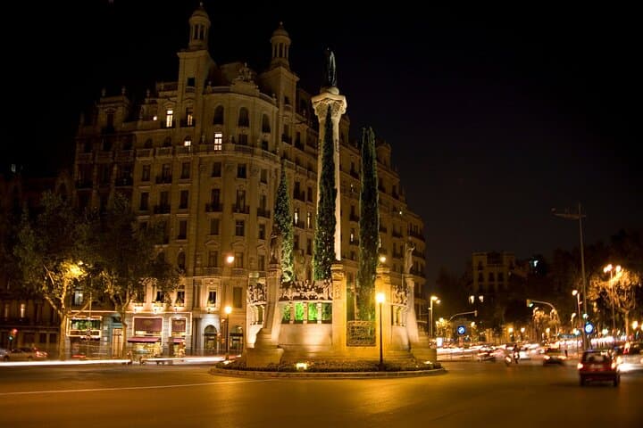Barcelona Panoramic Night Tour
