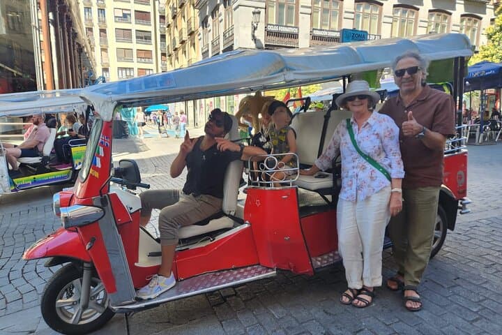Discover Madrid by Tuk Tuk – 1 hour tour