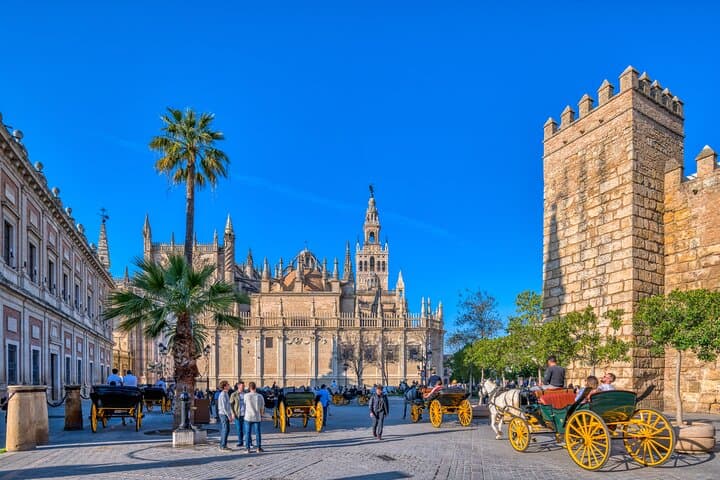 Seville Guided Tour: Cathedral, Giralda, and Royal Alcázar