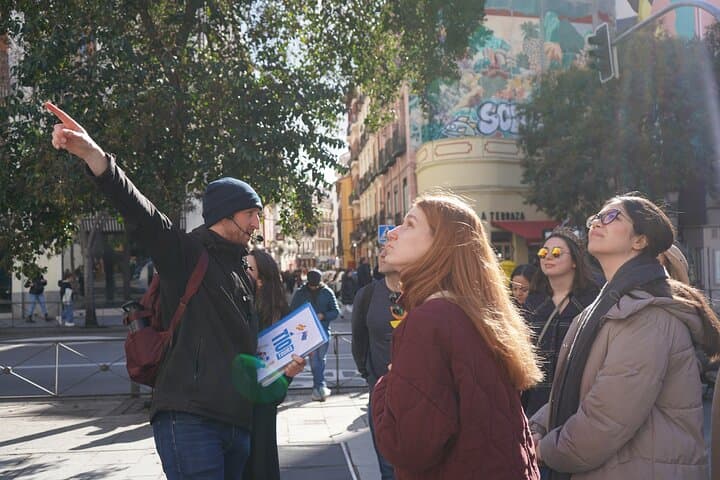 Tío Tours guide pointing out something interesting during a tour.