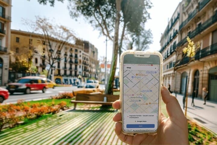 Barcelona self-guided Modernist walking tour with audio & quizzes