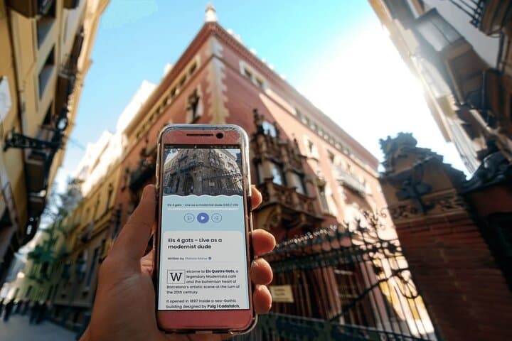 Barcelona self-guided Modernist walking tour with audio & quizzes