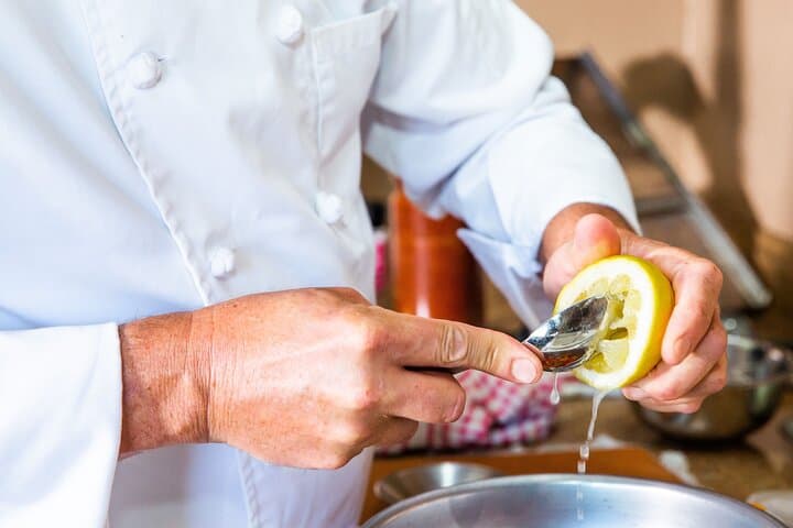 Tapas Cooking Class Near Las Ramblas + Wine (4-Course Meal)