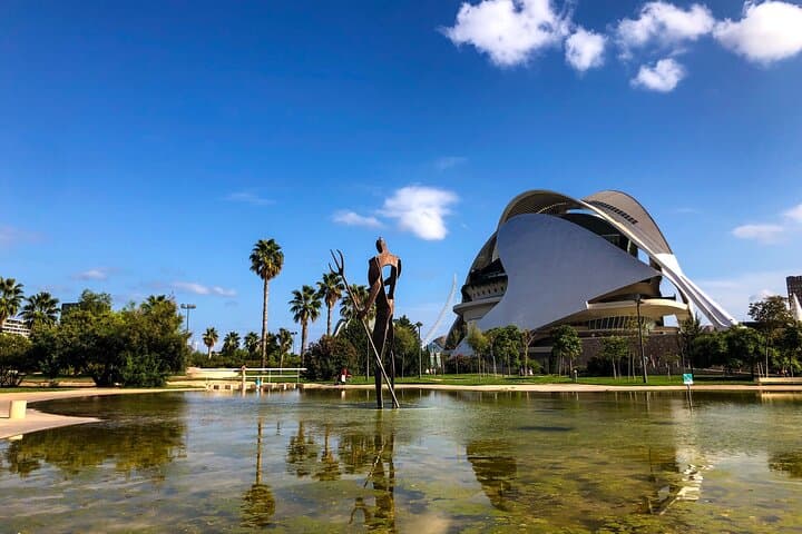 Valencia, Albufera naturalpark and birthplace of Paella El Palmar