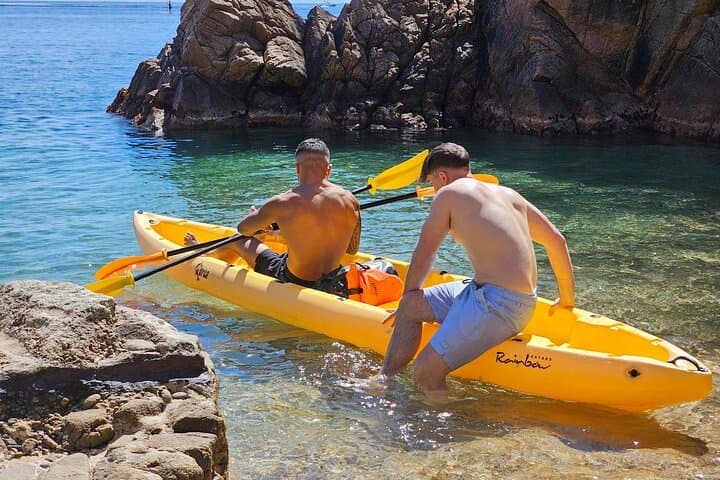 Kayak excursion in Blanes