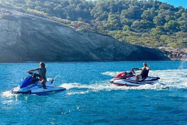 Jetski tour 1h 30min Secret Calas