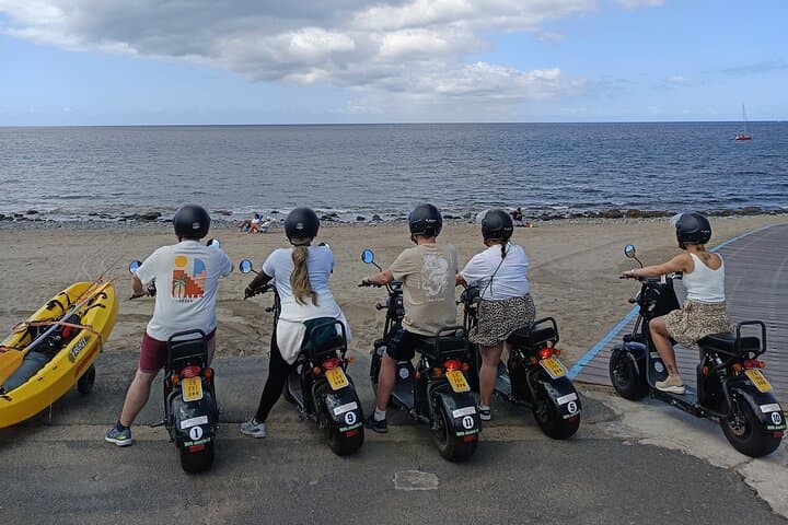 Rent e-Scooter 2 seater from 1 untill 4 Hour : Explore Maspalomas