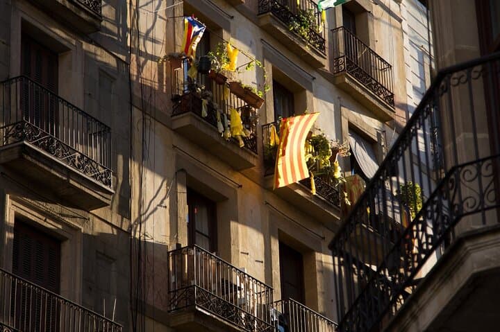 Barcelona: Explore El Born’s Hidden Corners with a Local Host