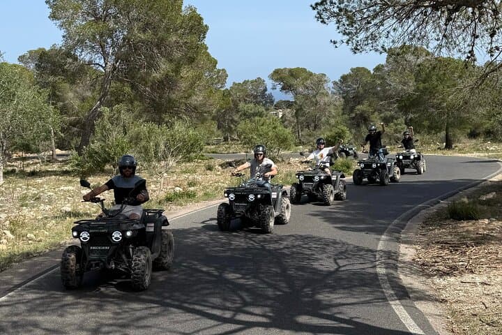 Mallorca : Quad tour in Magaluf along coves, roads and cliffs