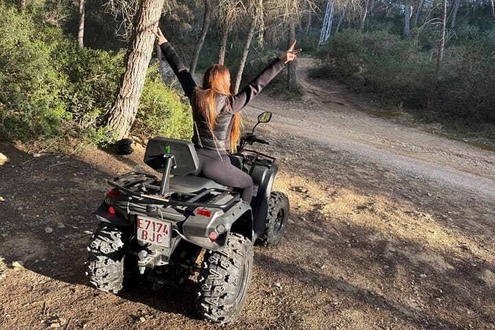 Mallorca : Quad tour in Magaluf along coves, roads and cliffs