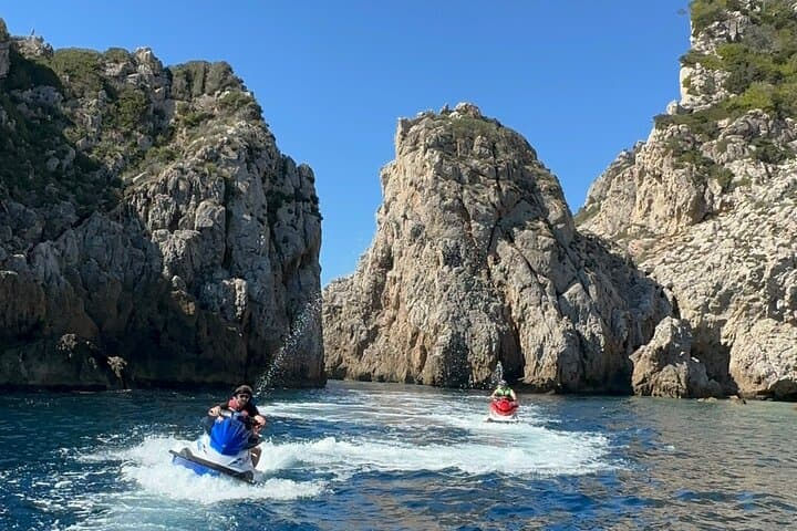 Jetski tour 1h 30min Secret Calas