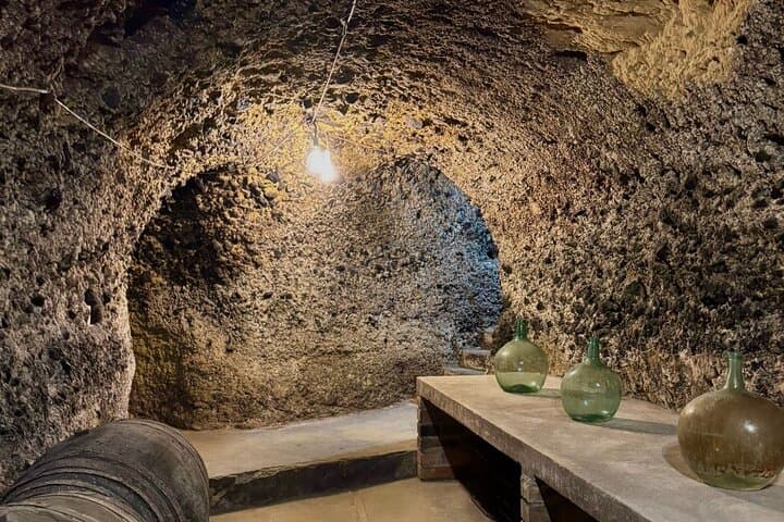 Tunnels and draughts