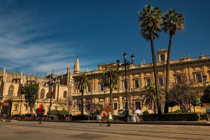 VIP Private Walking Tour in Sevilla