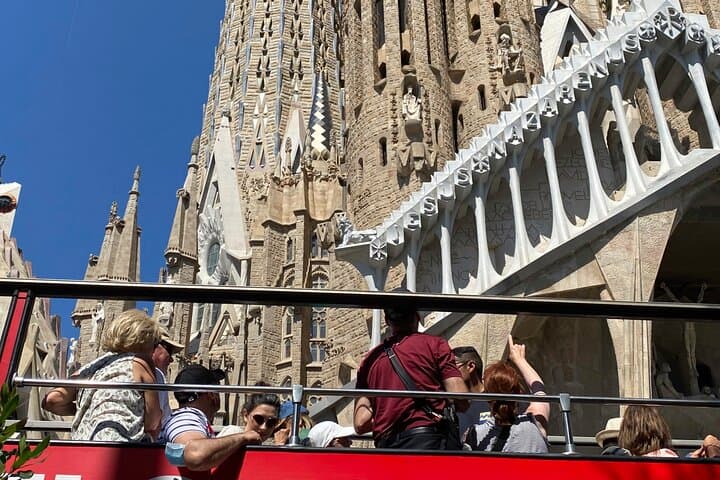 Hop On Hop Off Barcelona City Tour and FC Barcelona Museum Ticket