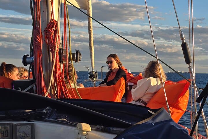 Sunset Sailing Tour in Barcelona