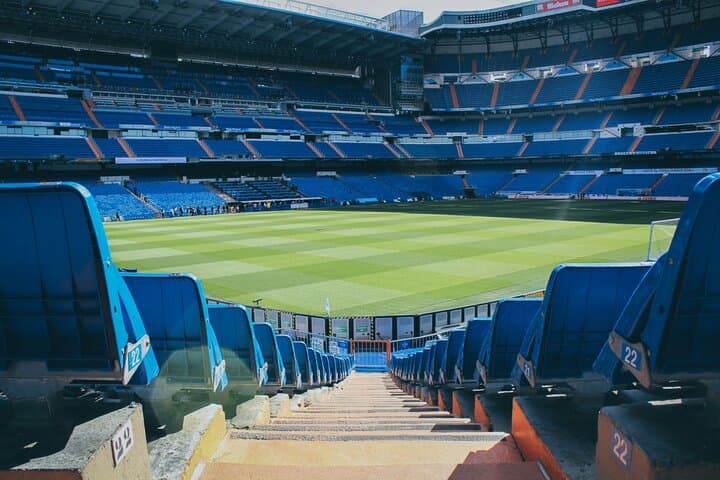 Real Madrid Stadium Tour & Tapas with local host