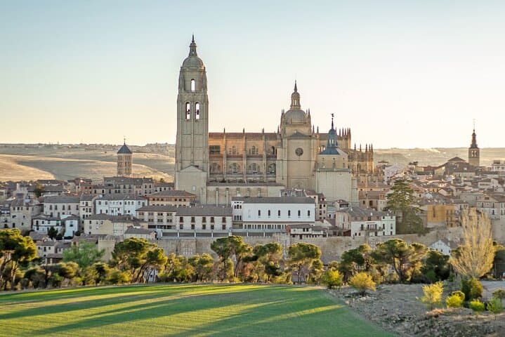 Segovia, Avila and Toledo in 2 days from Madrid