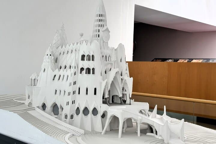 Colonia Guell & Gaudi's Crypt Admission Ticket with Audioguide