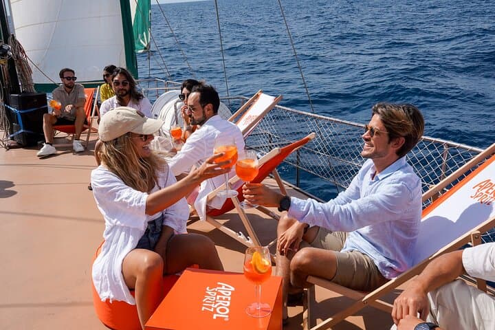 Sunset Sailing in Barcelona & Live Music