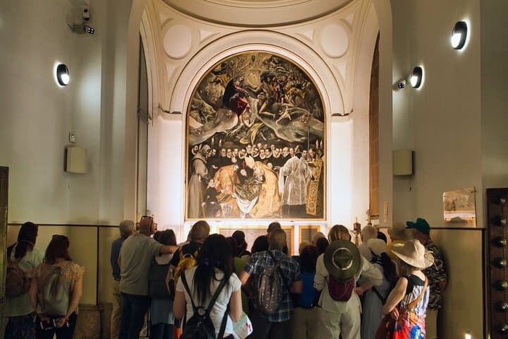 Toledo Day Trip from Madrid with Synagogue, Wine and Tapas
