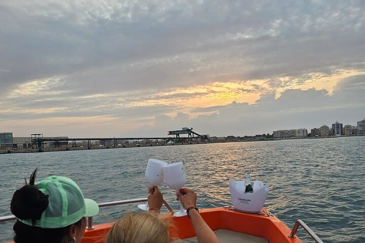 Exclusive Boat Rental Nuva m6 open