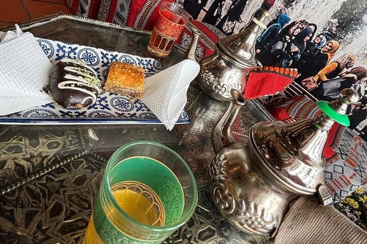 Málaga Tea Party with Tarot reading