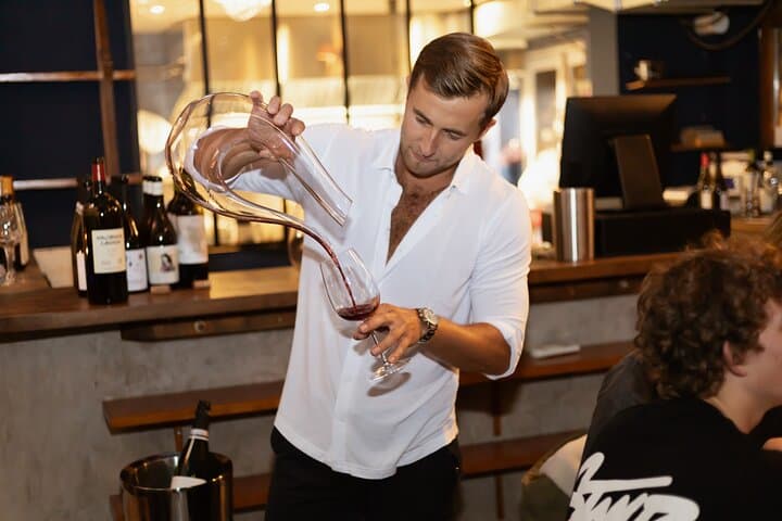 Wine Tasting Experience with a Professional Sommelier in Valencia City Center