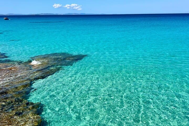 Formentera 4X4 Tour of Secret Corners in Land Rover Defender