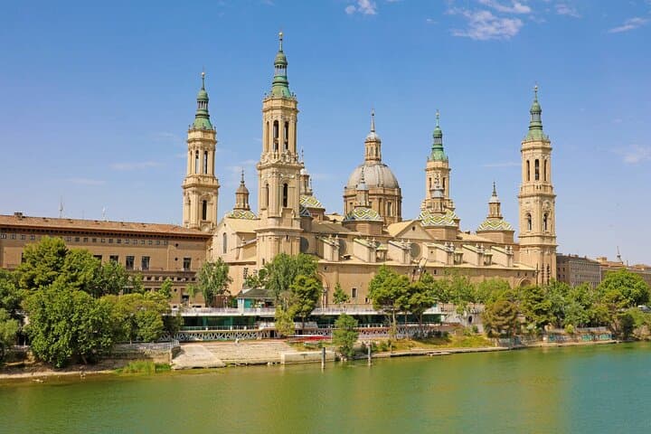 7 Days Spain and Portugal Tour from Barcelona